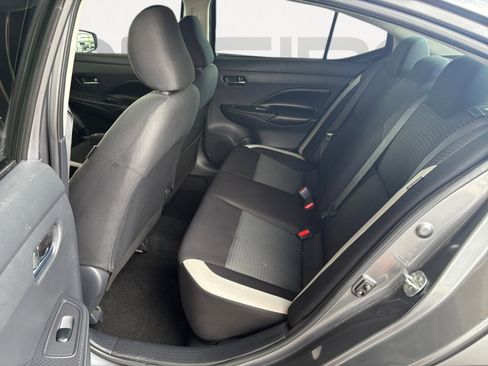 Used 2020 Nissan Versa SV FWD image 20