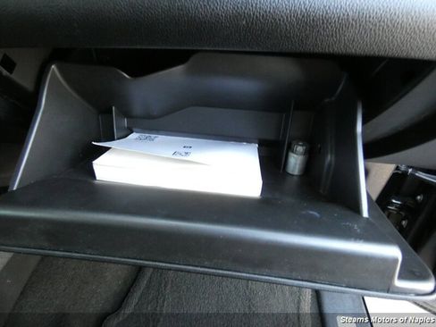 Used 2015 Chevrolet Suburban LTZ image 52