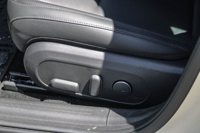 Certified 2025 Hyundai Ioniq 6 SEL RWD image 25