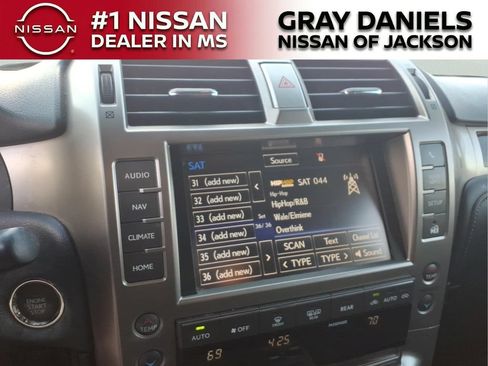 Used 2017 Lexus GX 460 Premium AWD/4WD image 16