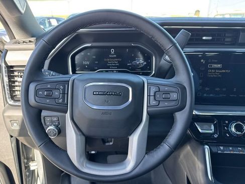 Used 2024 GMC Sierra 2500 Denali w/ Denali Reserve Package image 12