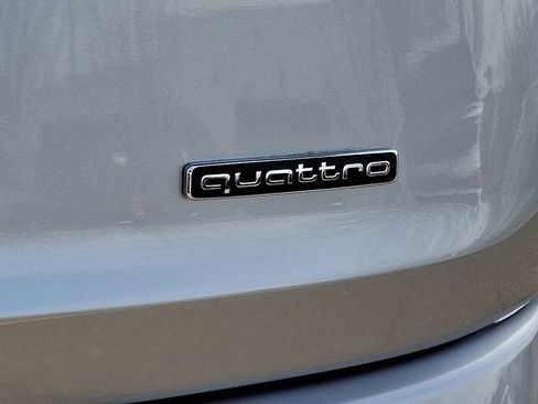 Used 2022 Audi Q7 3.0T Premium w/ Convenience Package image 32