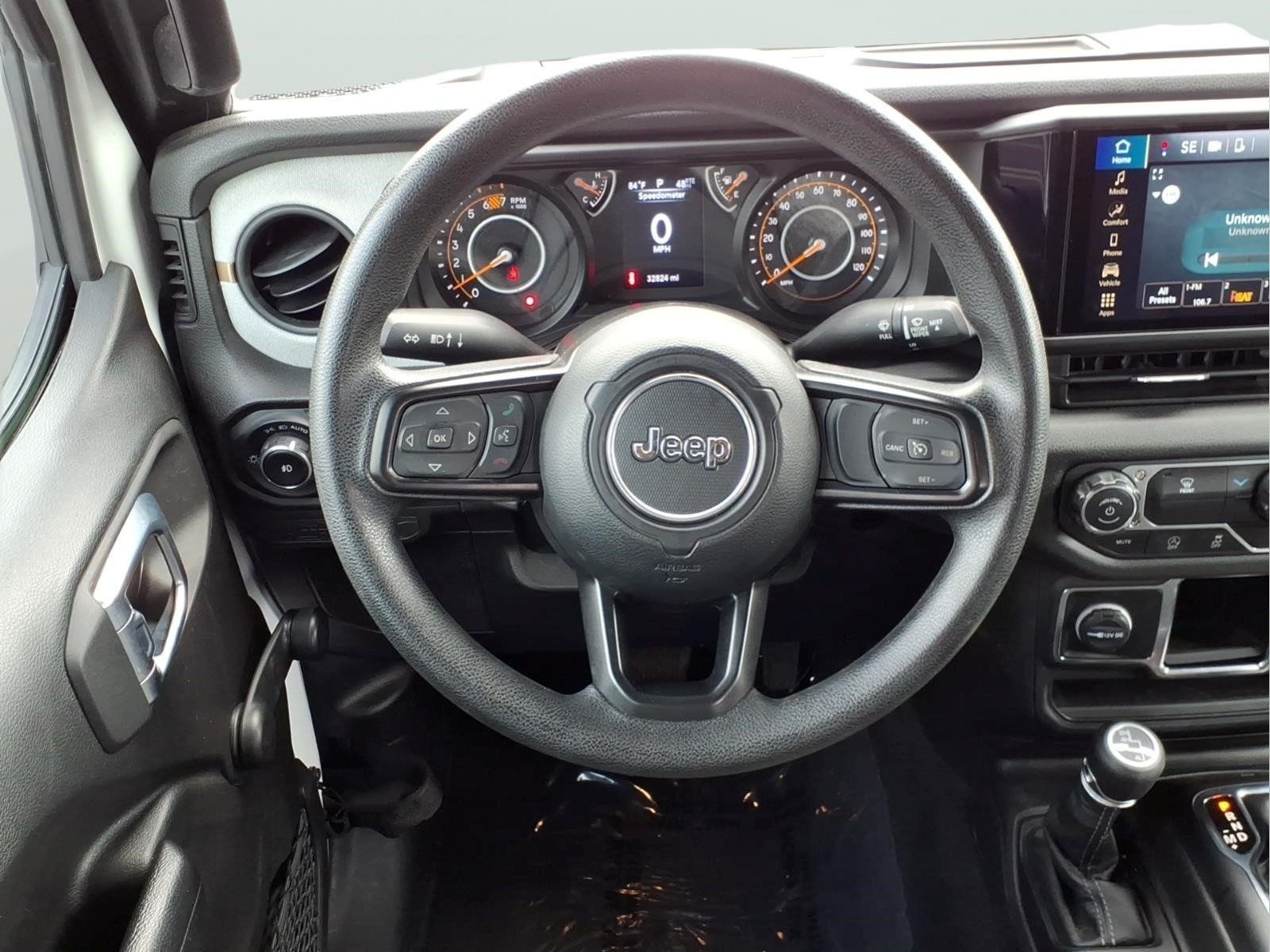 Used 2024 Jeep Wrangler Unlimited Sport AWD/4WD image 12