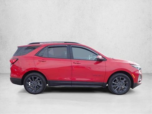 Used 2023 Chevrolet Equinox RS AWD/4WD image 5