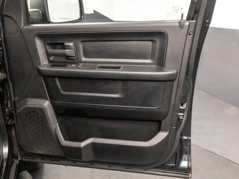 Used 2014 RAM 1500 Express AWD/4WD image 40