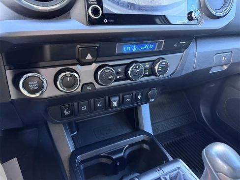 Used 2021 Toyota Tacoma TRD Off-Road image 25