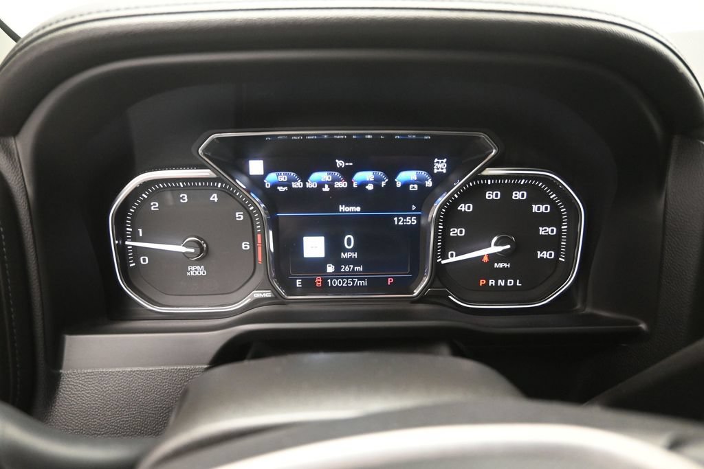 Used 2022 GMC Sierra 2500 Denali AWD/4WD image 3