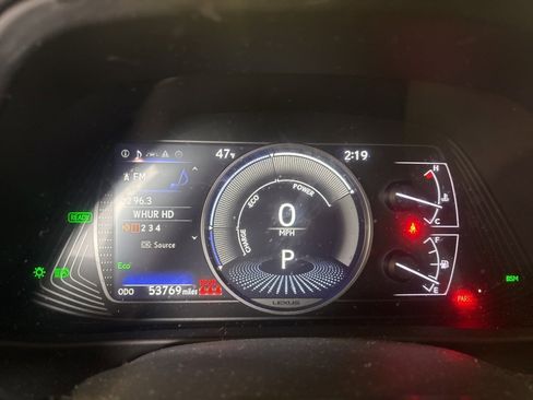 Used 2020 Lexus UX 250h w/ Premium Package image 15