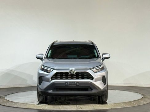 Used 2025 Toyota RAV4 XLE w/ Convenience Package image 3