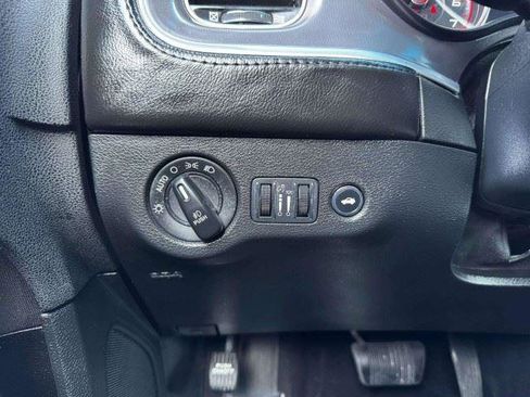 Used 2019 Dodge Charger GT RWD image 19