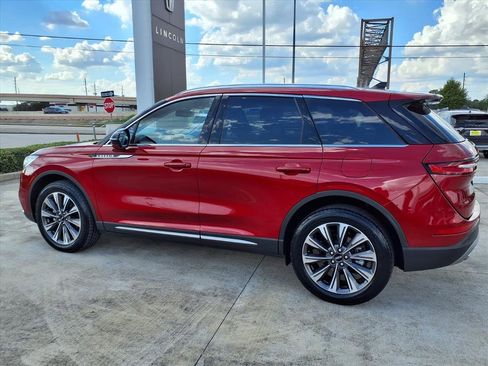 Used 2021 Lincoln Corsair Reserve w/ Equipment Group 201A image 22