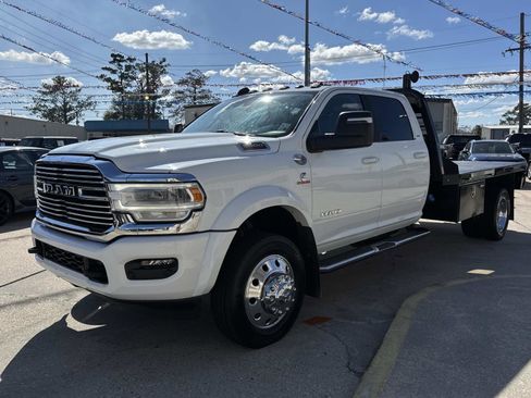 Used 2024 RAM 5500 Laramie image 3