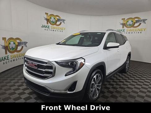 Certified 2020 GMC Terrain SLT w/ Preferred Package image 3