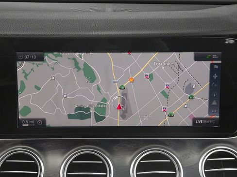 Used 2018 Mercedes-Benz E 400 4MATIC Wagon image 17