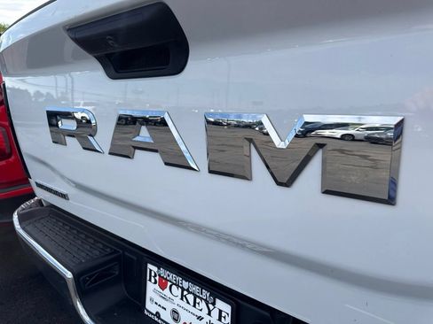 Used 2025 RAM 2500 Big Horn AWD/4WD image 26