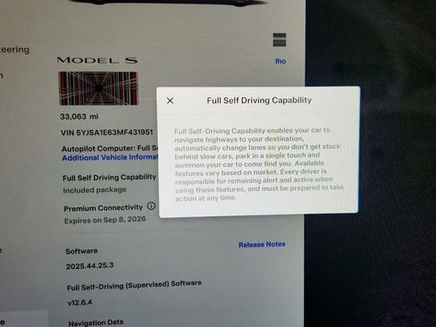 Used 2021 Tesla Model S Plaid image 15