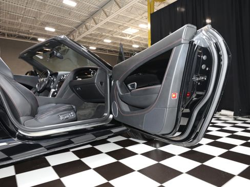 Used 2012 Bentley Continental GT AWD/4WD image 44