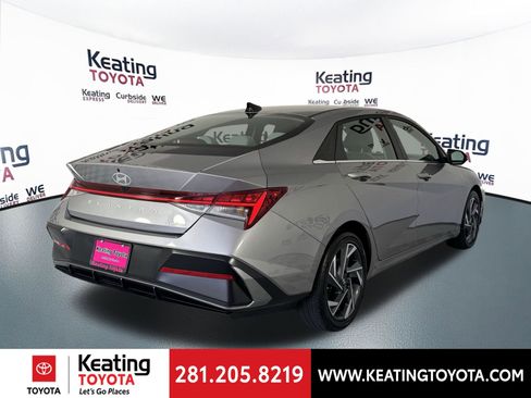 Used 2025 Hyundai Elantra Limited FWD image 5