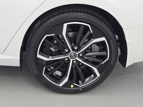 New 2025 Nissan Altima 2.5 SR w/ SR Premium Package image 33