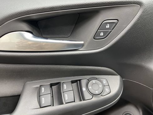 New 2026 Buick Envista Sport Touring w/ Convenience I Package FWD image 7