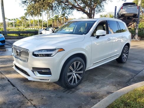 Certified 2024 Volvo XC90 B5 Core w/ Protection Package Premier image 3