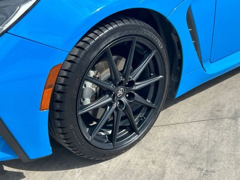 Used 2022 Toyota GR86 Premium image 9