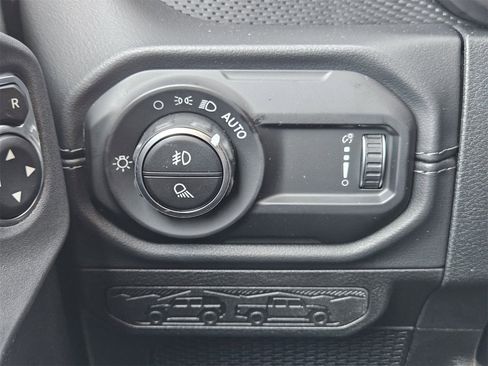 New 2025 Jeep Gladiator Rubicon w/ Convenience Group image 23