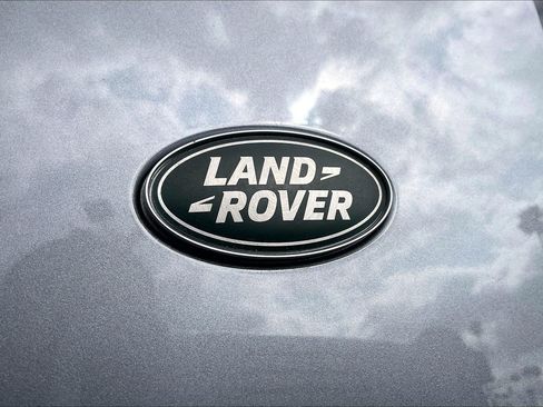 Used 2023 Land Rover Defender 130 X AWD/4WD image 9