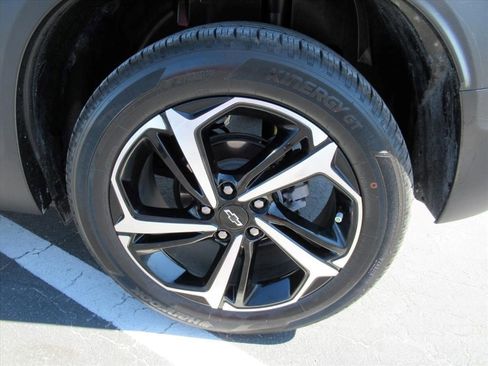 Certified 2023 Chevrolet TrailBlazer RS w/ Convenience Package image 6