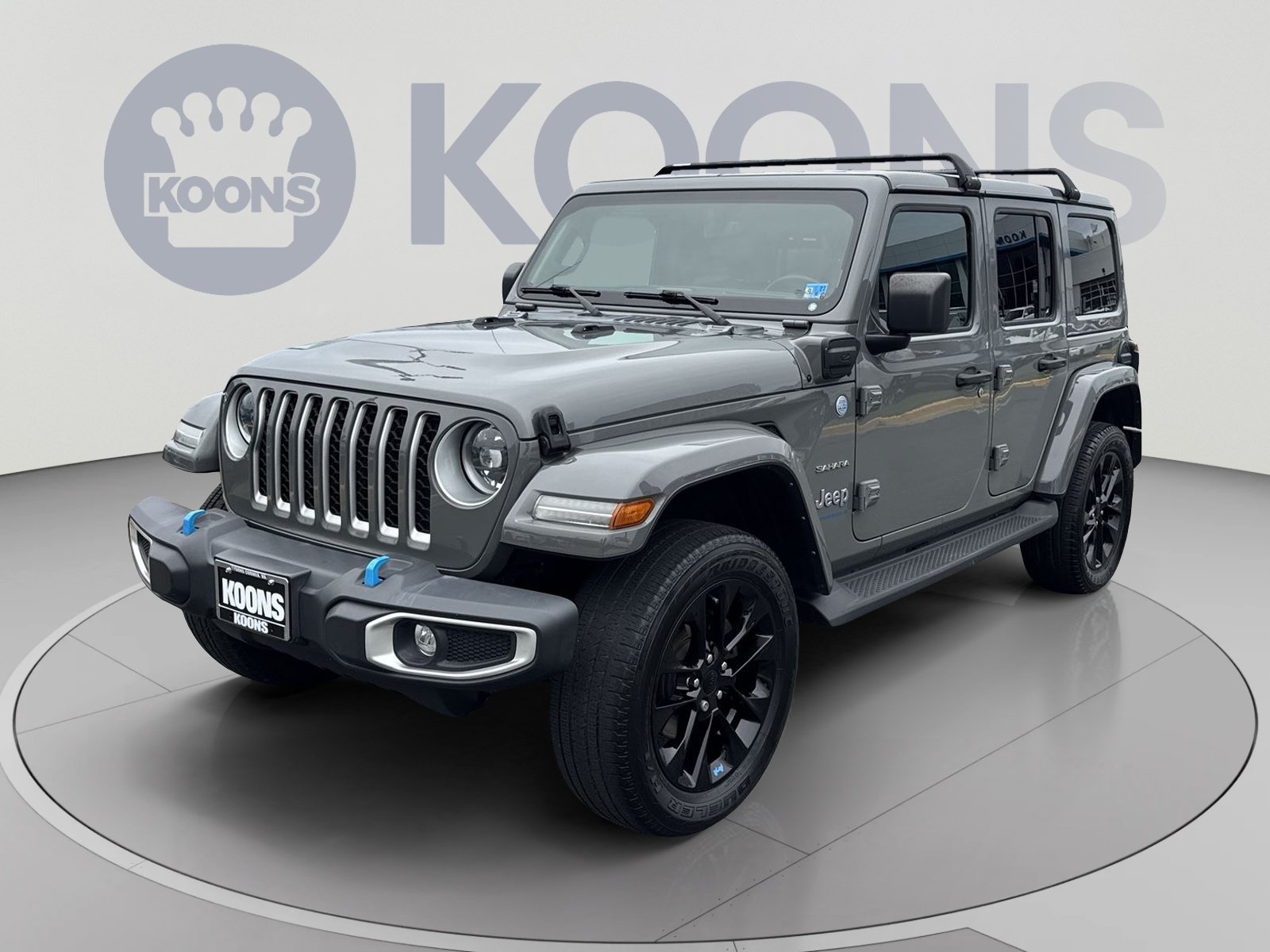 Used 2023 Jeep Wrangler Unlimited Sahara w/ Cold Weather Group AWD/4WD image 1
