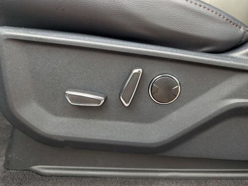 New 2025 Ford F150 Lariat w/ Equipment Group 502A High image 26