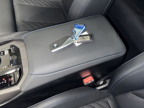 Certified 2025 BMW X3 xDrive30i w/ M Sport Package image 29