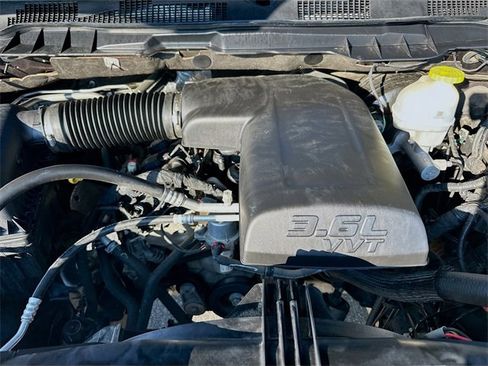 Certified 2021 RAM 1500 Classic Warlock w/ Electronics Group image 27