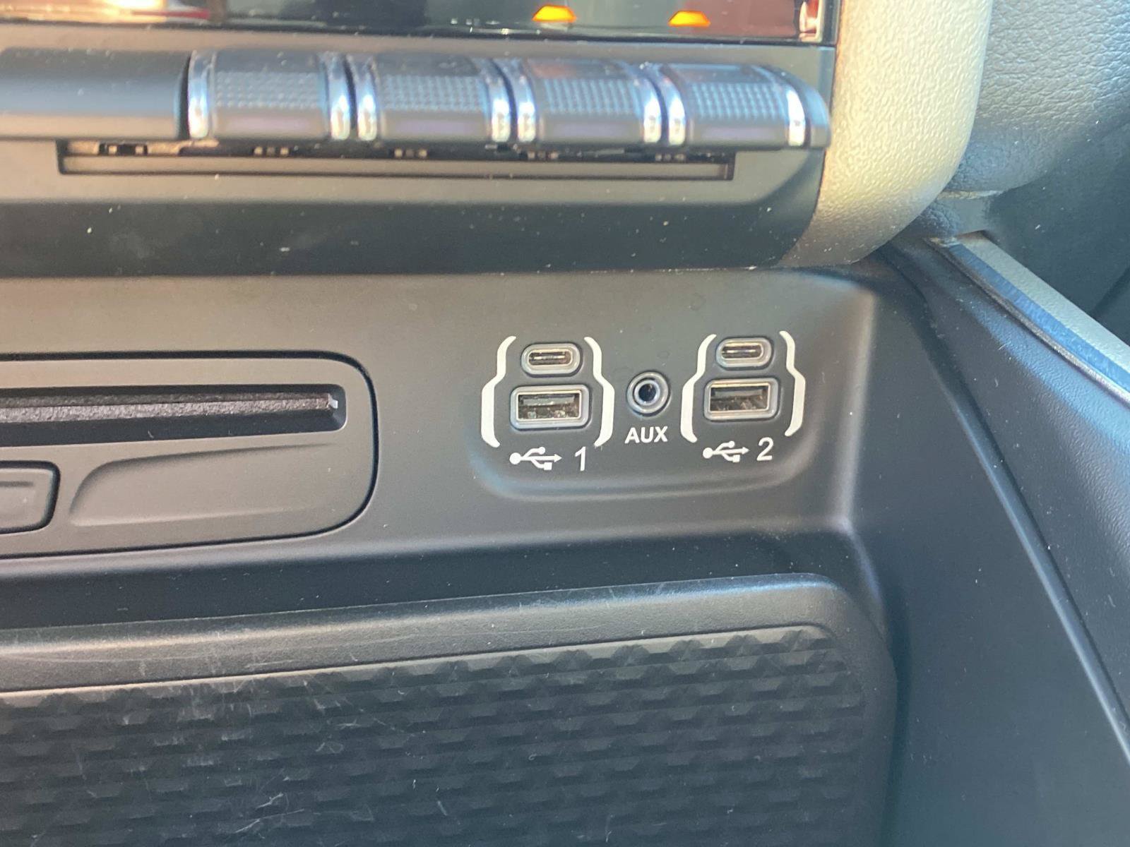 Used 2019 RAM 1500 Laramie AWD/4WD image 30