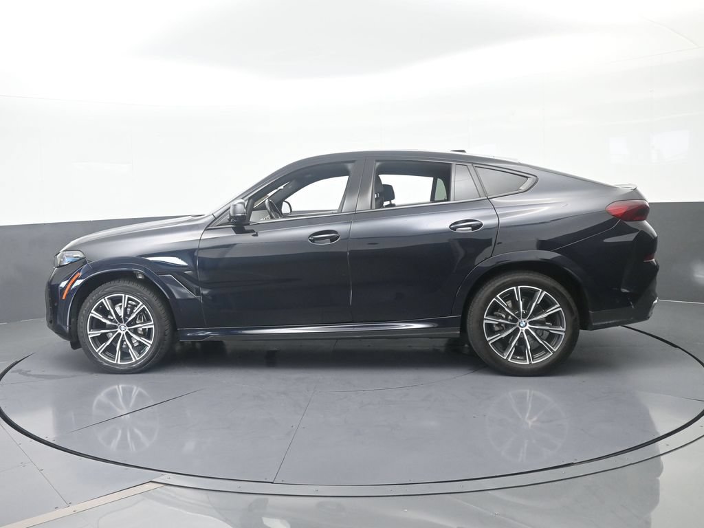Used 2026 BMW X6 xDrive40i AWD/4WD image 3