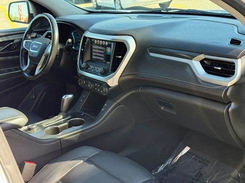 Used 2018 GMC Acadia SLT FWD image 18