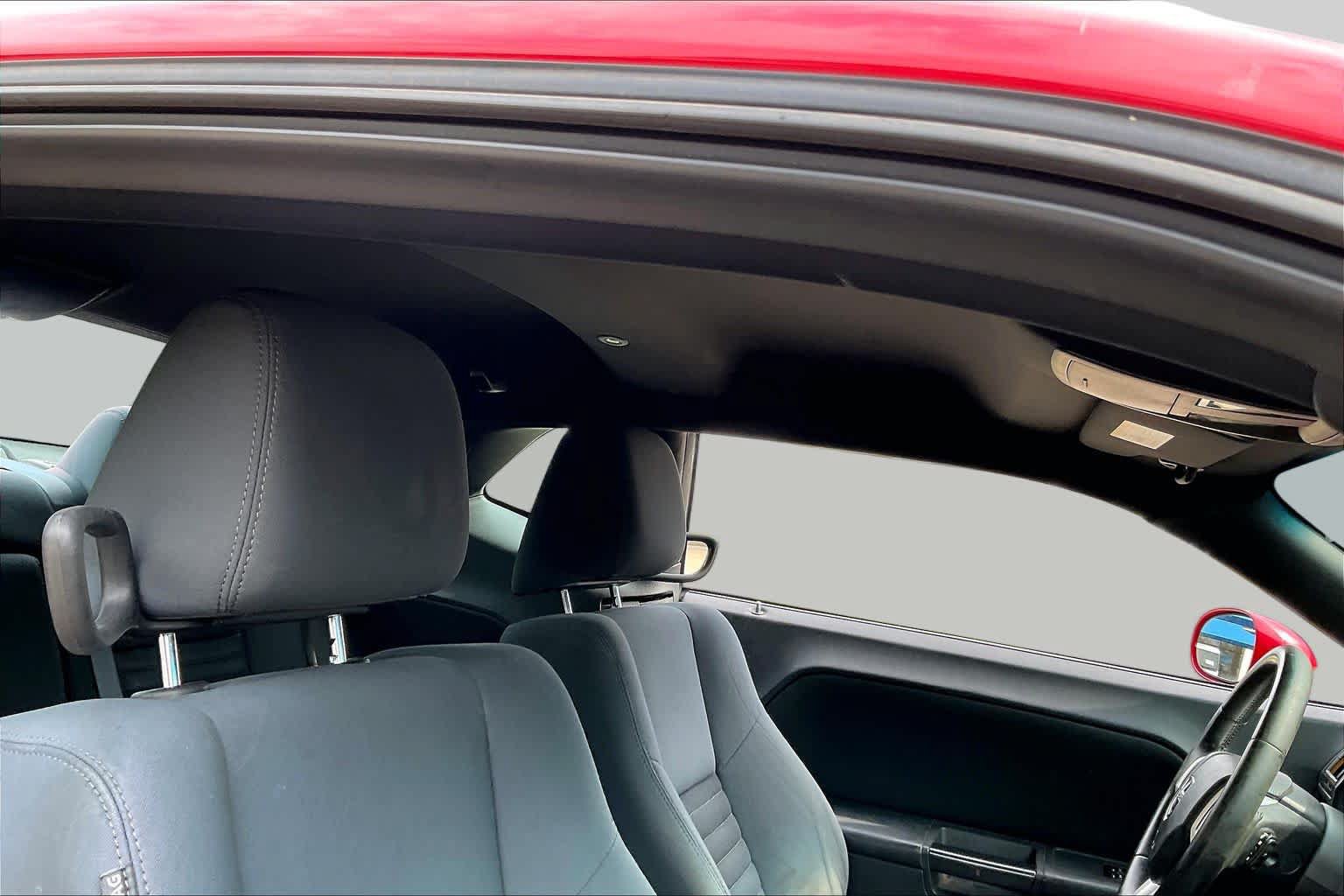 Used 2012 Dodge Challenger SXT RWD image 12