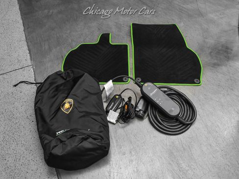 Used 2025 Lamborghini Revuelto AWD/4WD image 59
