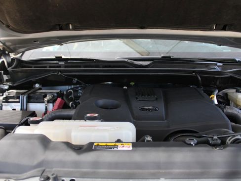 Used 2023 Toyota Tundra Platinum AWD/4WD image 65