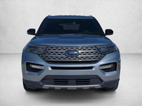 Used 2020 Ford Explorer Limited RWD image 2