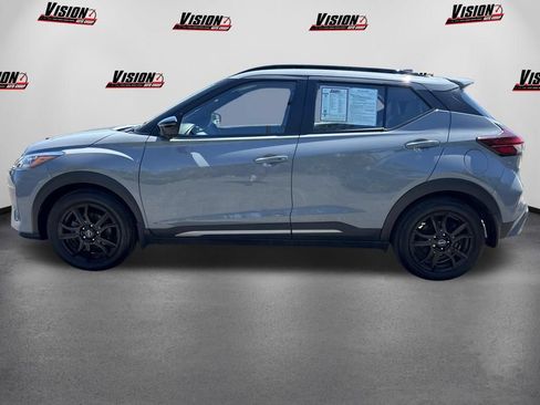 Used 2024 Nissan Kicks SR w/ SR Premium Package FWD image 2