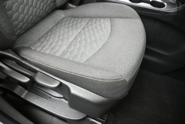 Used 2019 Chevrolet Equinox LT FWD image 12