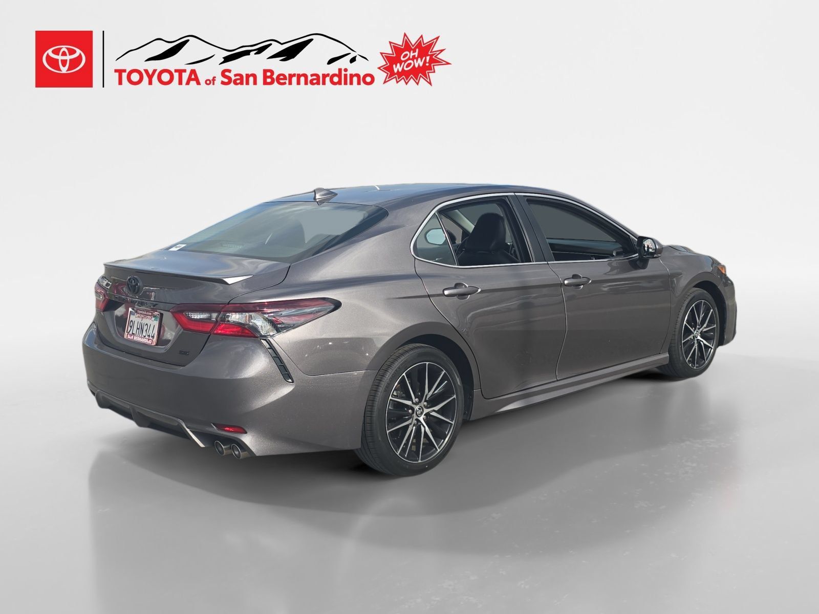 Certified 2024 Toyota Camry SE FWD image 5