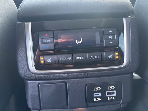 New 2026 Subaru Ascent Limited Bronze image 18