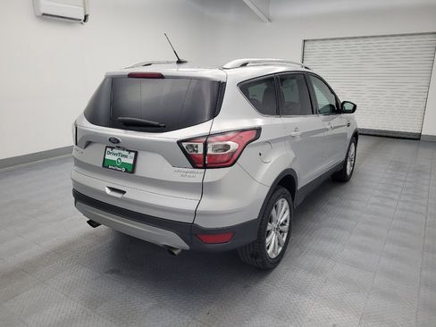 Used 2017 Ford Escape Titanium FWD image 9