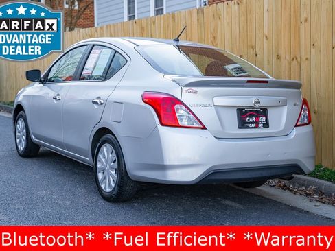 Used 2017 Nissan Versa SV image 9