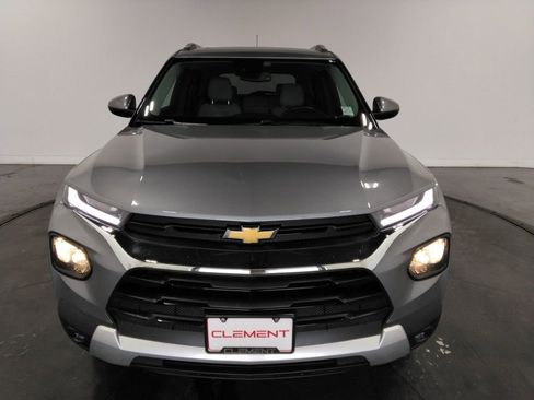 Used 2023 Chevrolet TrailBlazer LT w/ Sun and Liftgate Package AWD/4WD image 3