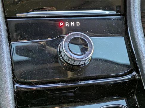 Used 2023 Jeep Grand Cherokee Limited image 13