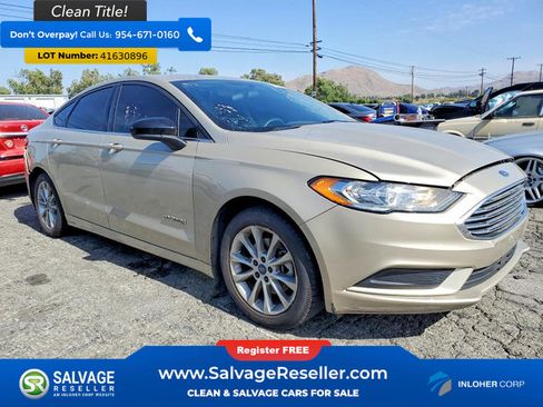 Used 2017 Ford Fusion SE FWD image 5