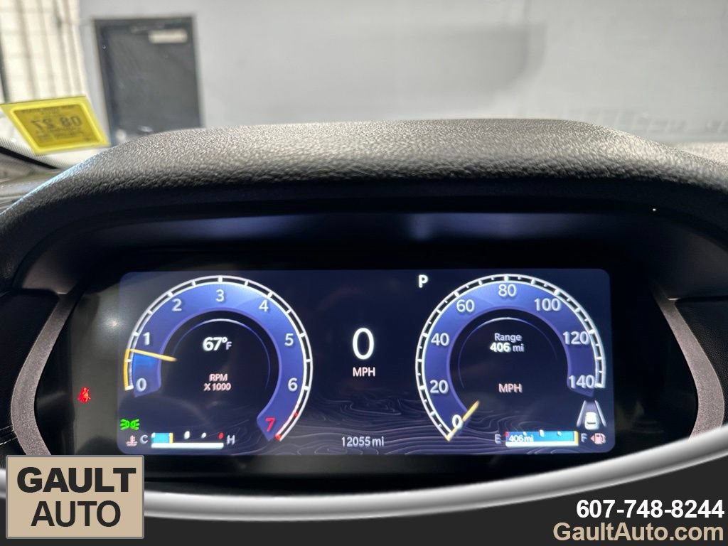 Used 2025 Jeep Grand Cherokee Altitude AWD/4WD image 9
